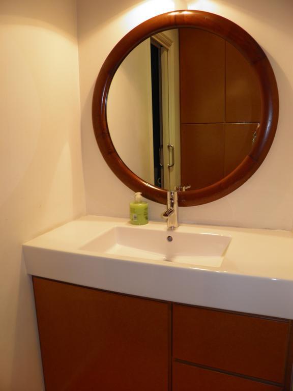 Suitur Courtyard Apartment Барселона Екстериор снимка