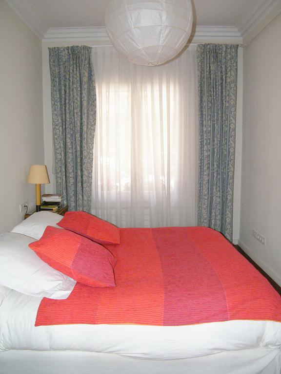 Suitur Courtyard Apartment Барселона Екстериор снимка
