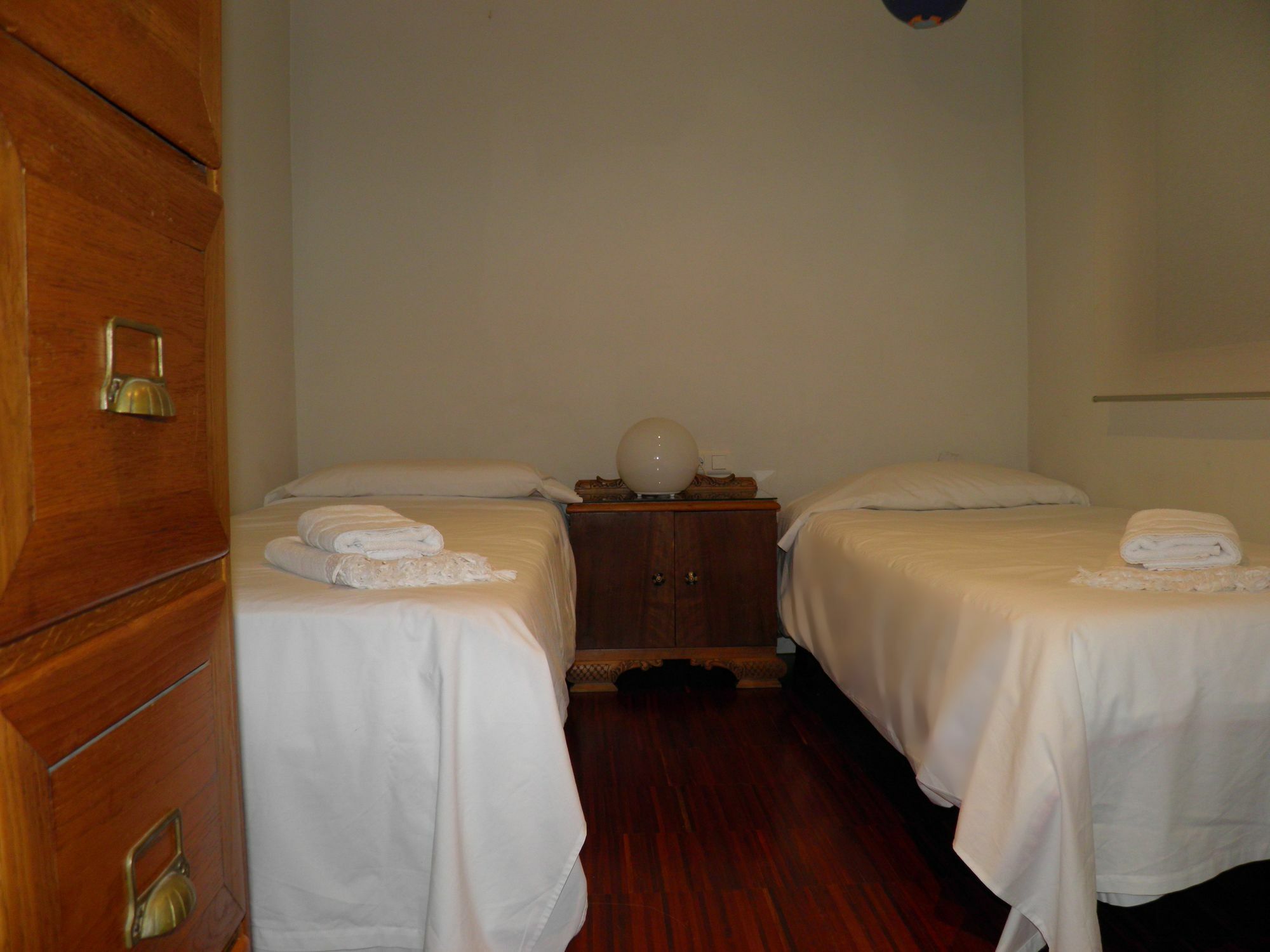 Suitur Courtyard Apartment Барселона Екстериор снимка