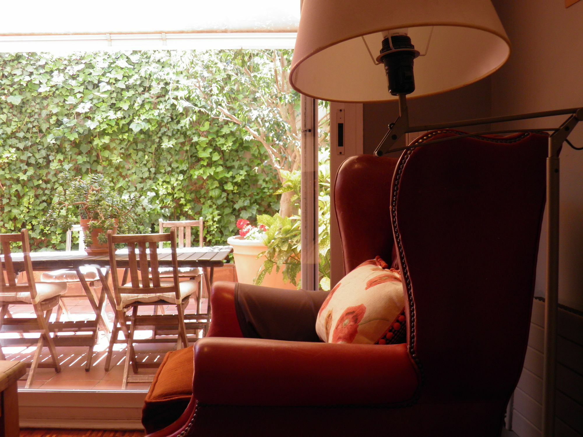 Suitur Courtyard Apartment Барселона Екстериор снимка